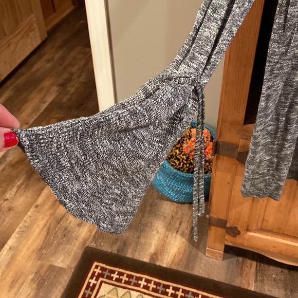 Lightweight sweater - Picture 3 of 3